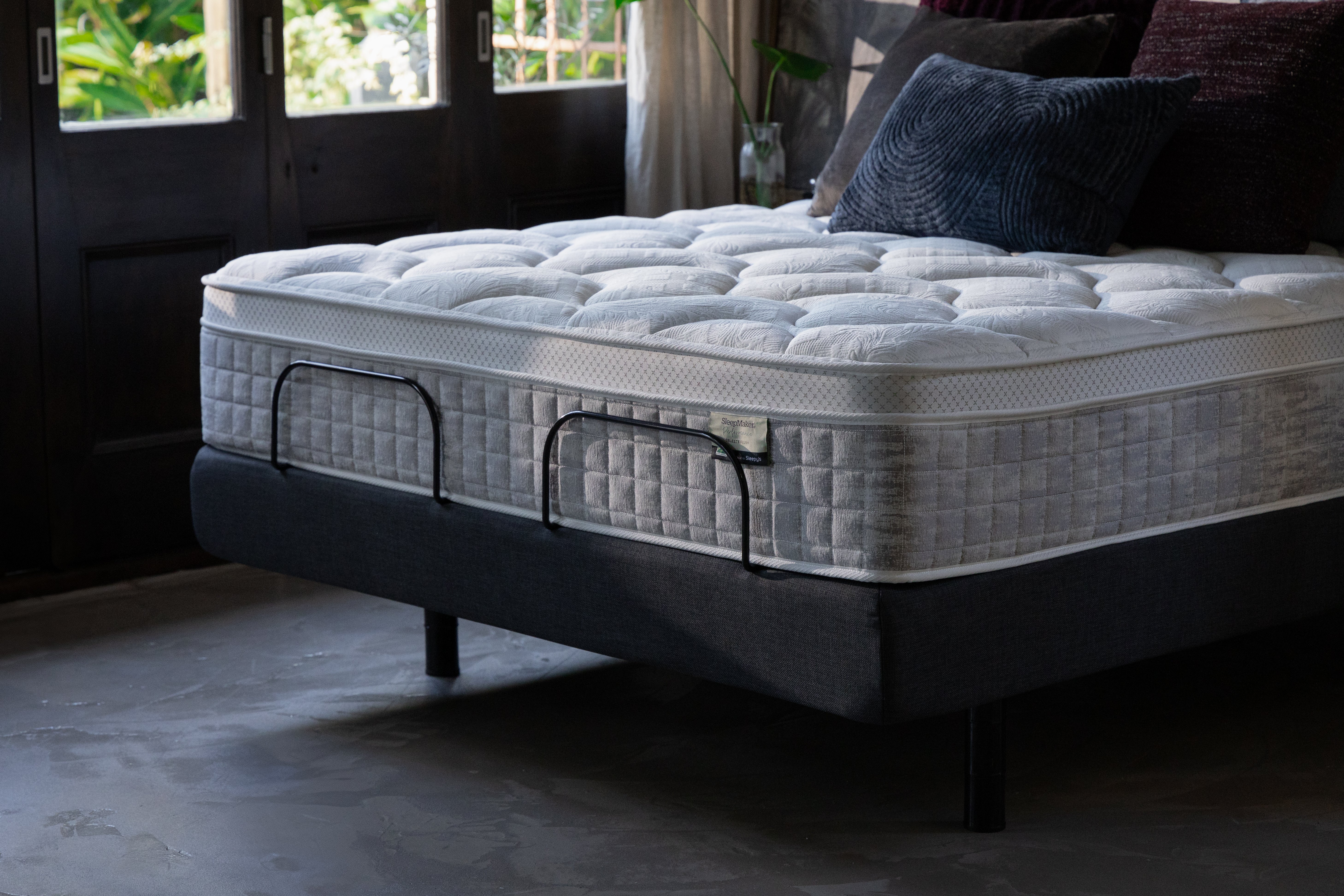 Celeste Mattress & Delta Wave Adjustable Base - King Bundle Deal - Image 10