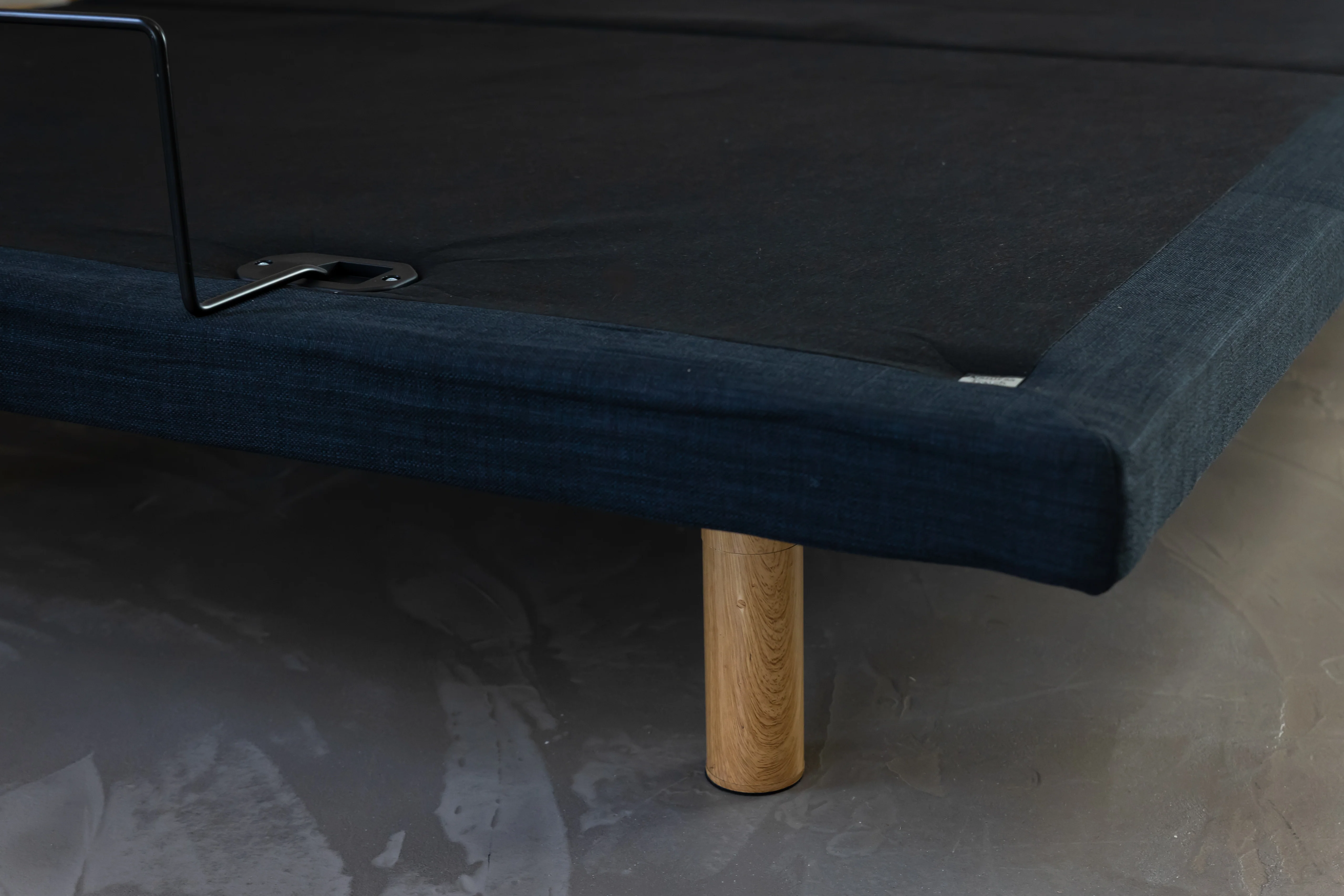 Leo Base - Image 6