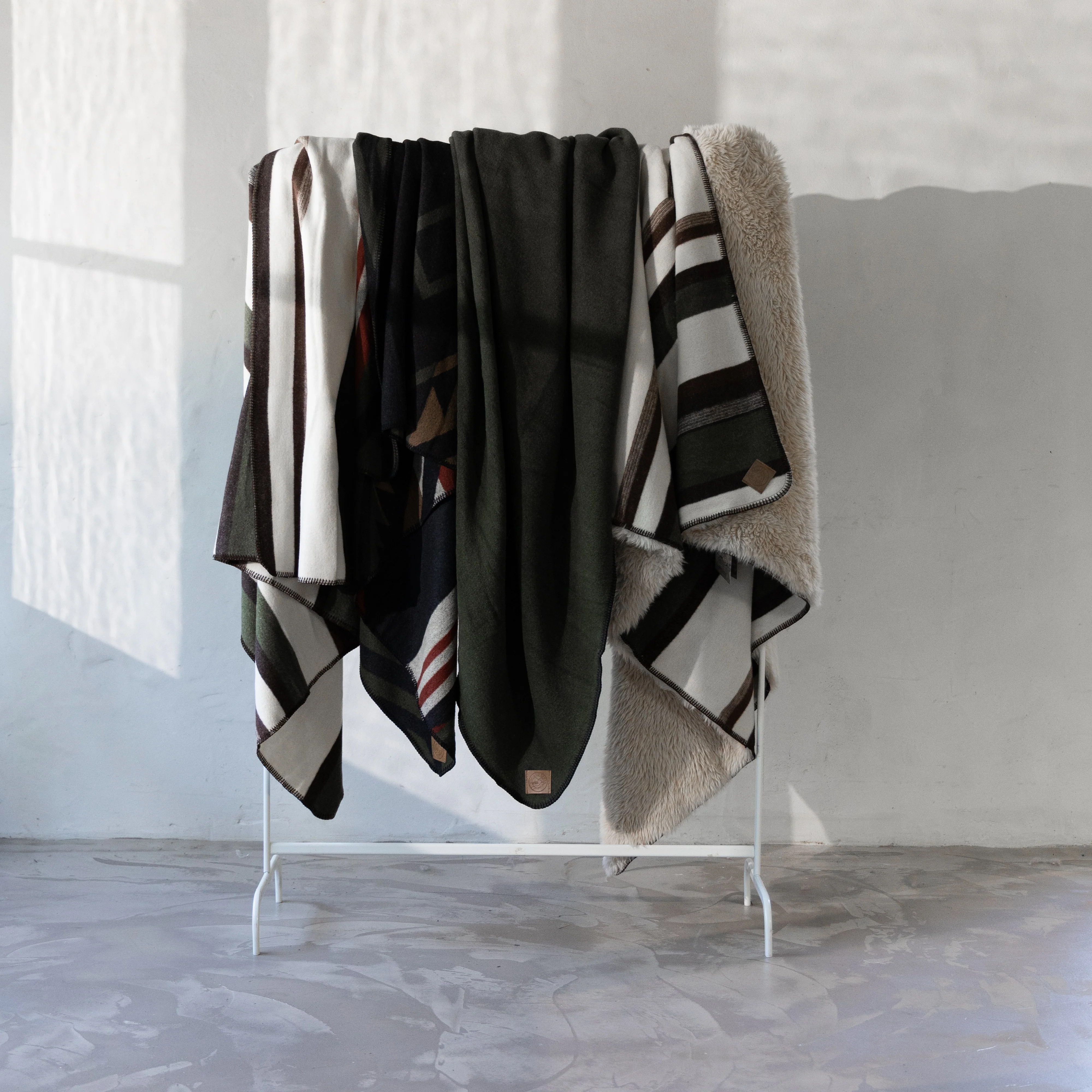 Paloma Earth Throw - Image 4