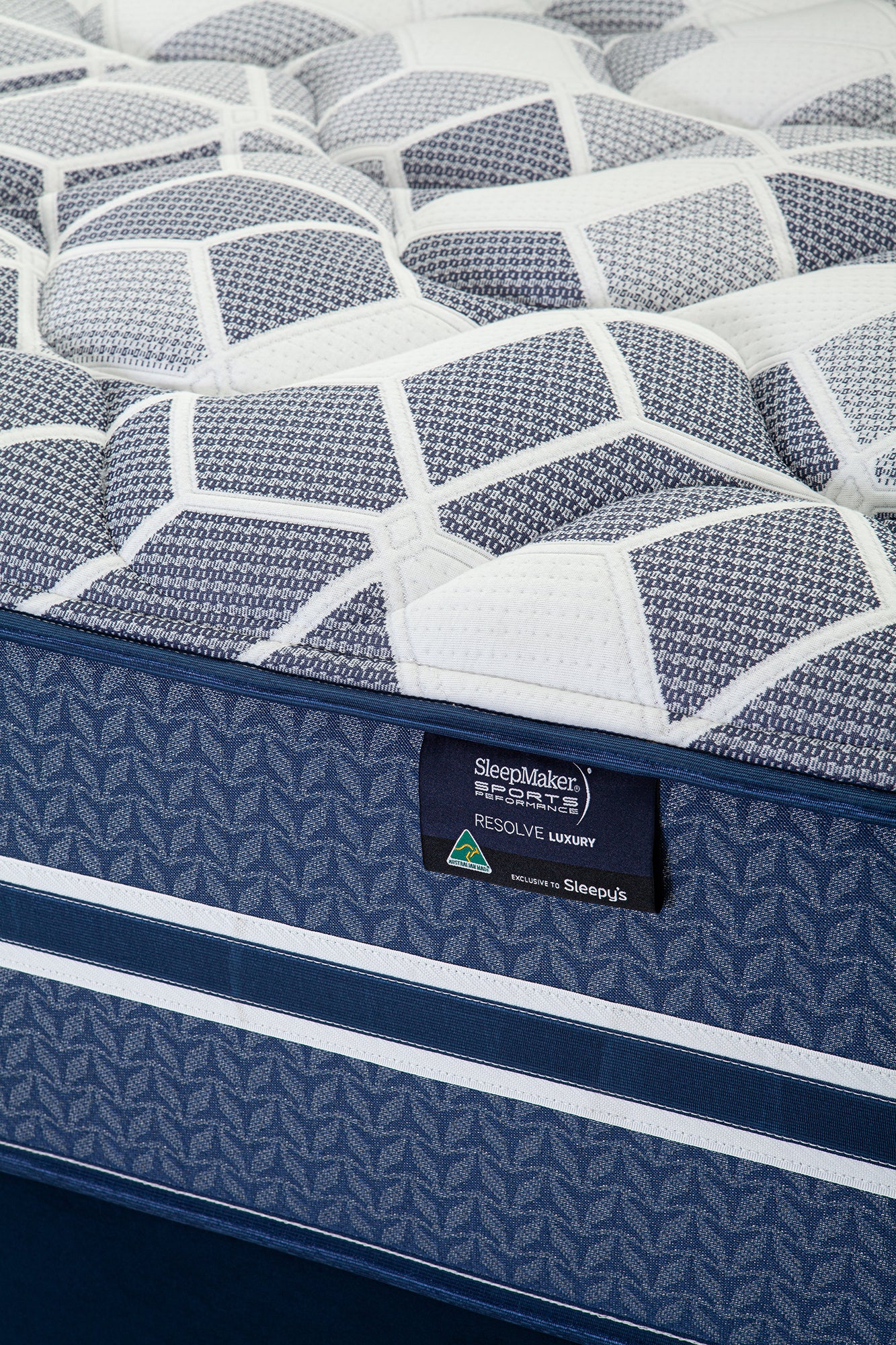 Sports Performance Resolve Mattress & Delta Wave Adjustable Base - Queen Bundle Deal - Image 6